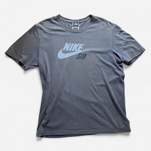 Vintage Nike SB Shirt